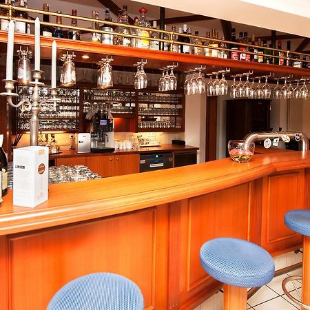 Hotel Schuetzenburg บัวร์ไชด์ ภายนอก รูปภาพ
