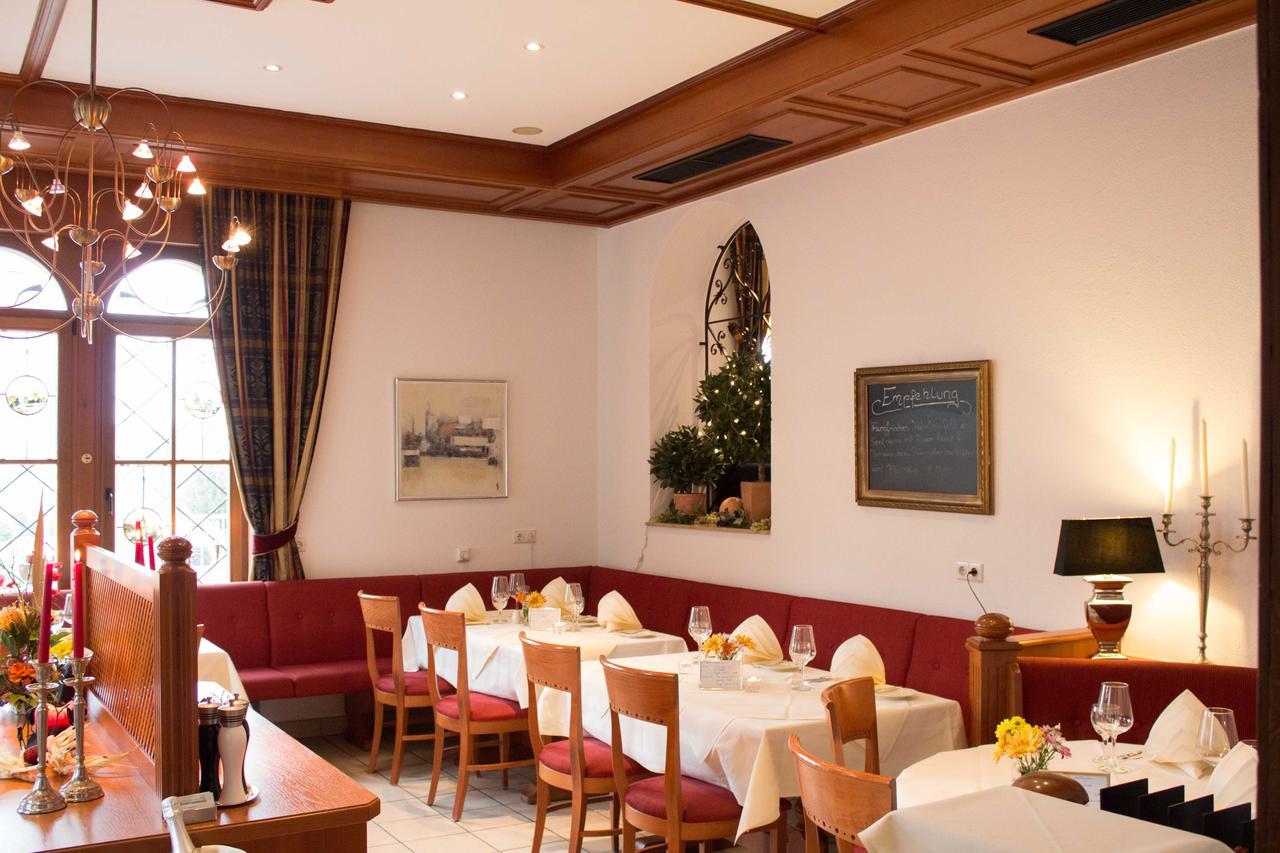 Hotel Schuetzenburg บัวร์ไชด์ ภายนอก รูปภาพ