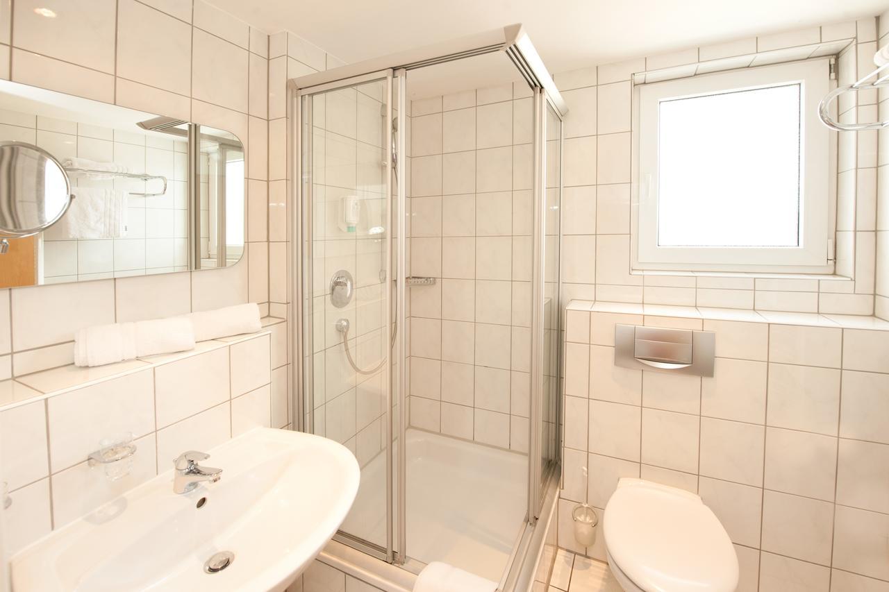 Hotel Schuetzenburg บัวร์ไชด์ ภายนอก รูปภาพ