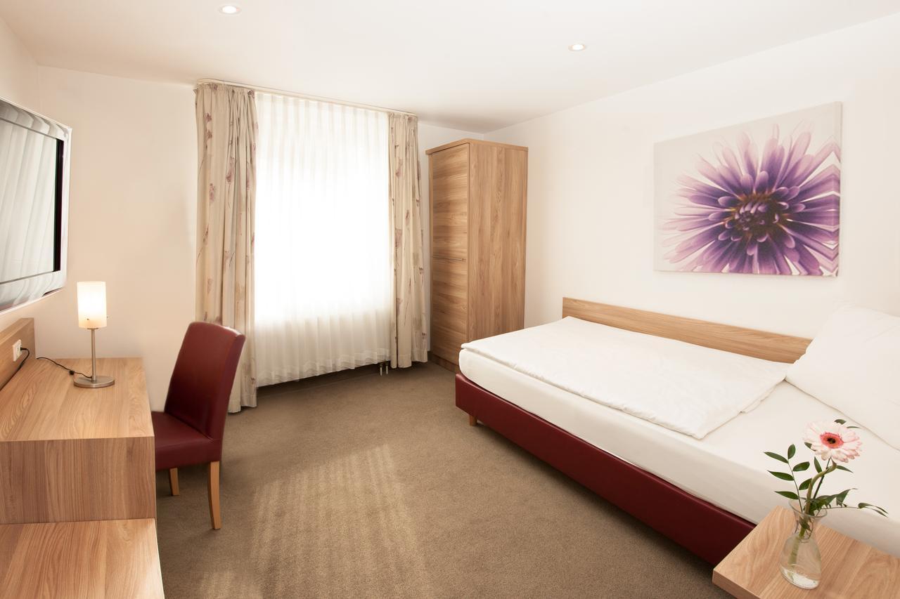 Hotel Schuetzenburg บัวร์ไชด์ ภายนอก รูปภาพ