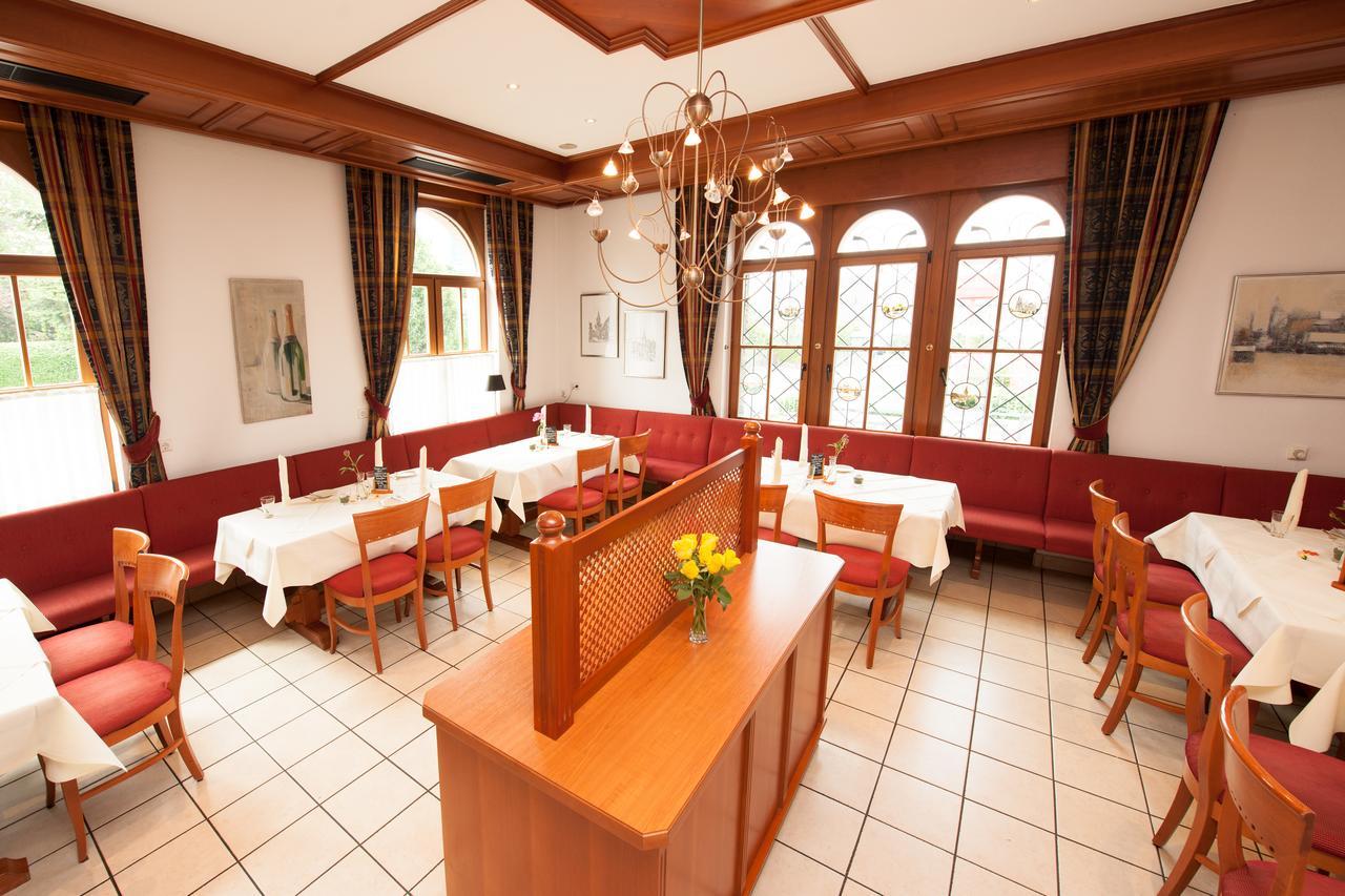 Hotel Schuetzenburg บัวร์ไชด์ ภายนอก รูปภาพ