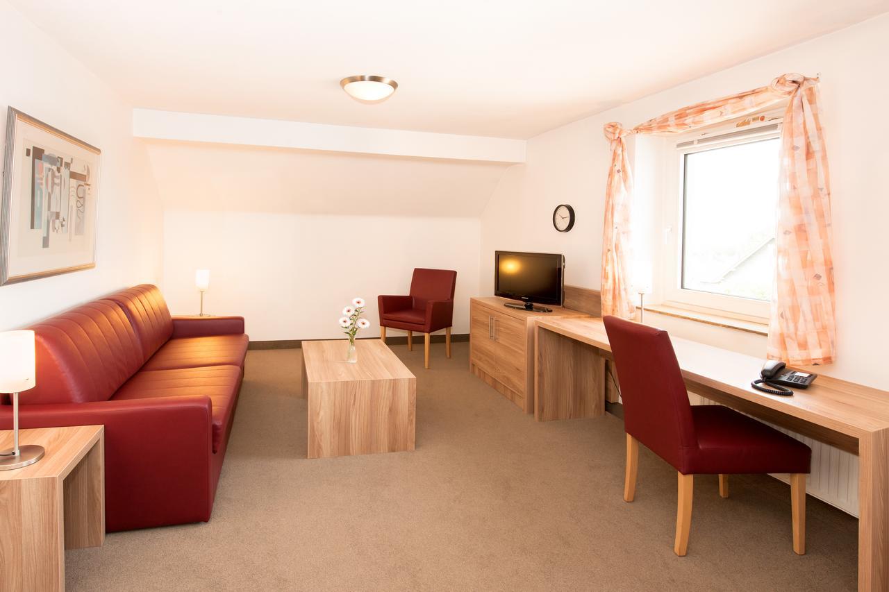 Hotel Schuetzenburg บัวร์ไชด์ ภายนอก รูปภาพ